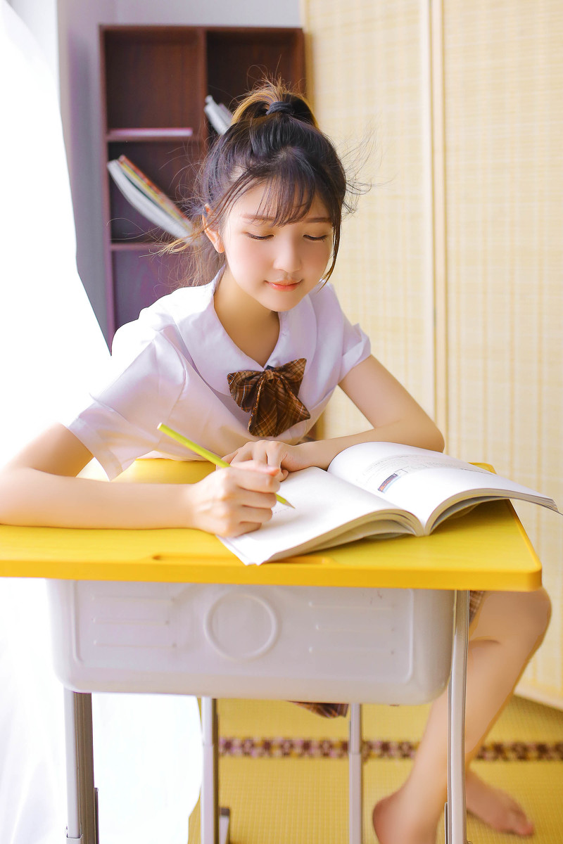 夏时令-唯美女生 夏时令清纯写真