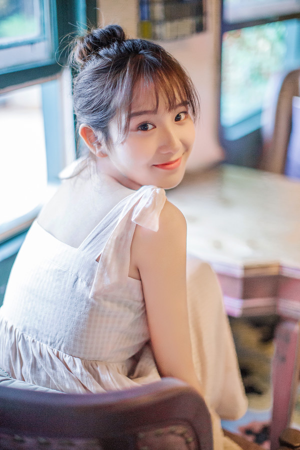 街角的咖啡店-唯美女生 街角的咖啡店清纯写真