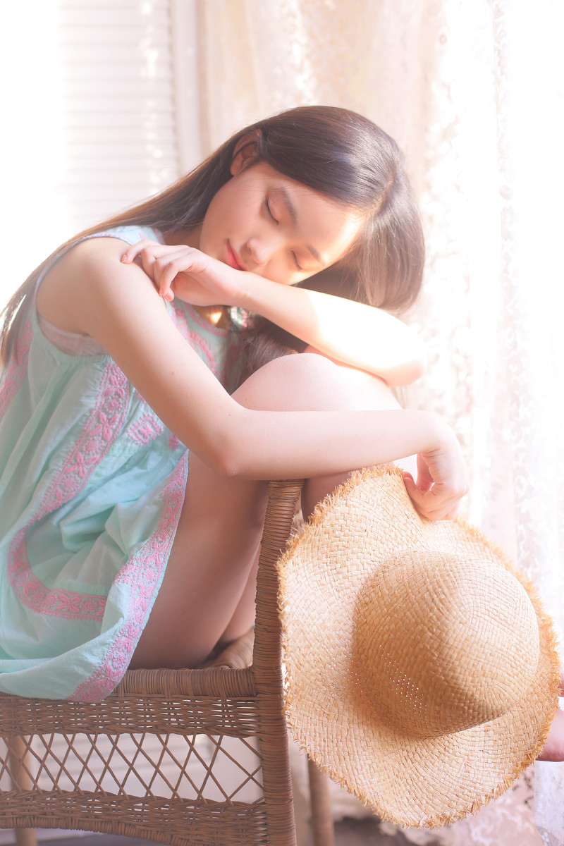 晴日共剪窗-唯美女生 晴日共剪窗清纯写真