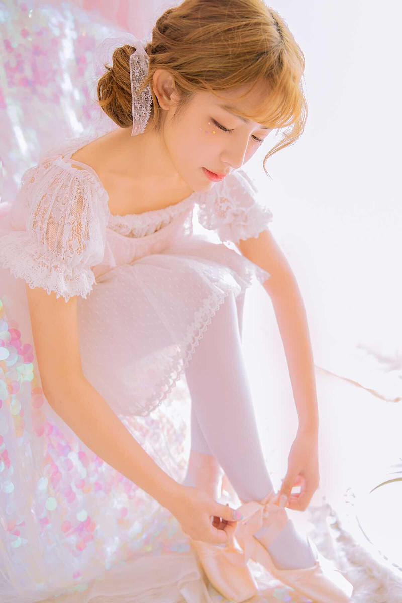 小酒窝-唯美女生 小酒窝清纯写真