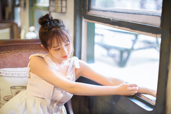 街角的咖啡店-唯美女生 街角的咖啡店清纯写真